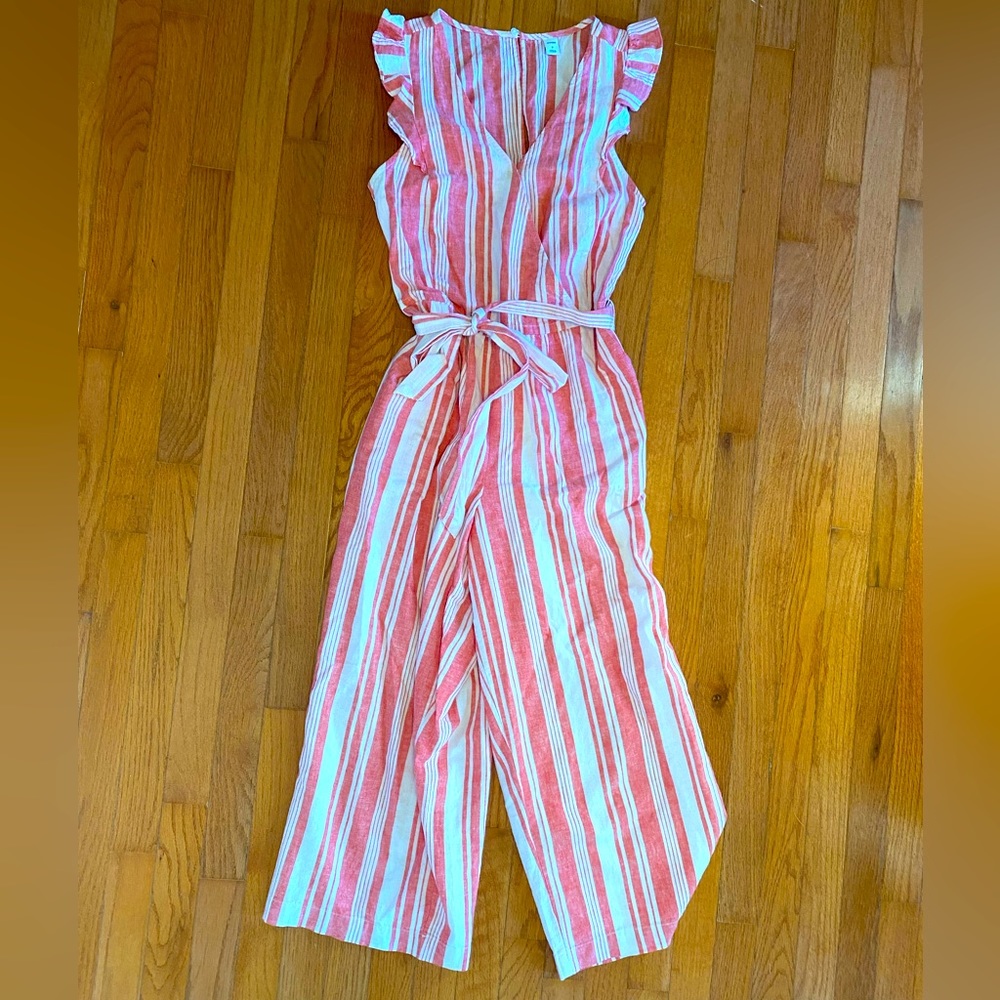 Cute spring or summer romper.